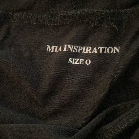 Mia Inspiration Asymmetric Soft oversized Tunic w/ Hanging Pocket in Black. NWOT - Picture 3 of 6